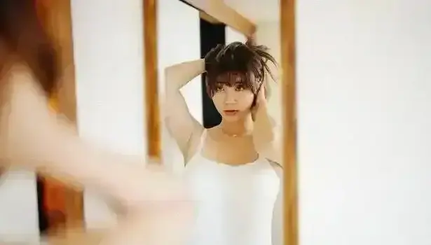《网络红人吴梦梦》第二季全季无删减版在线观看-网络红人吴梦梦1080P高清免费看-吴梦梦MV资源免费