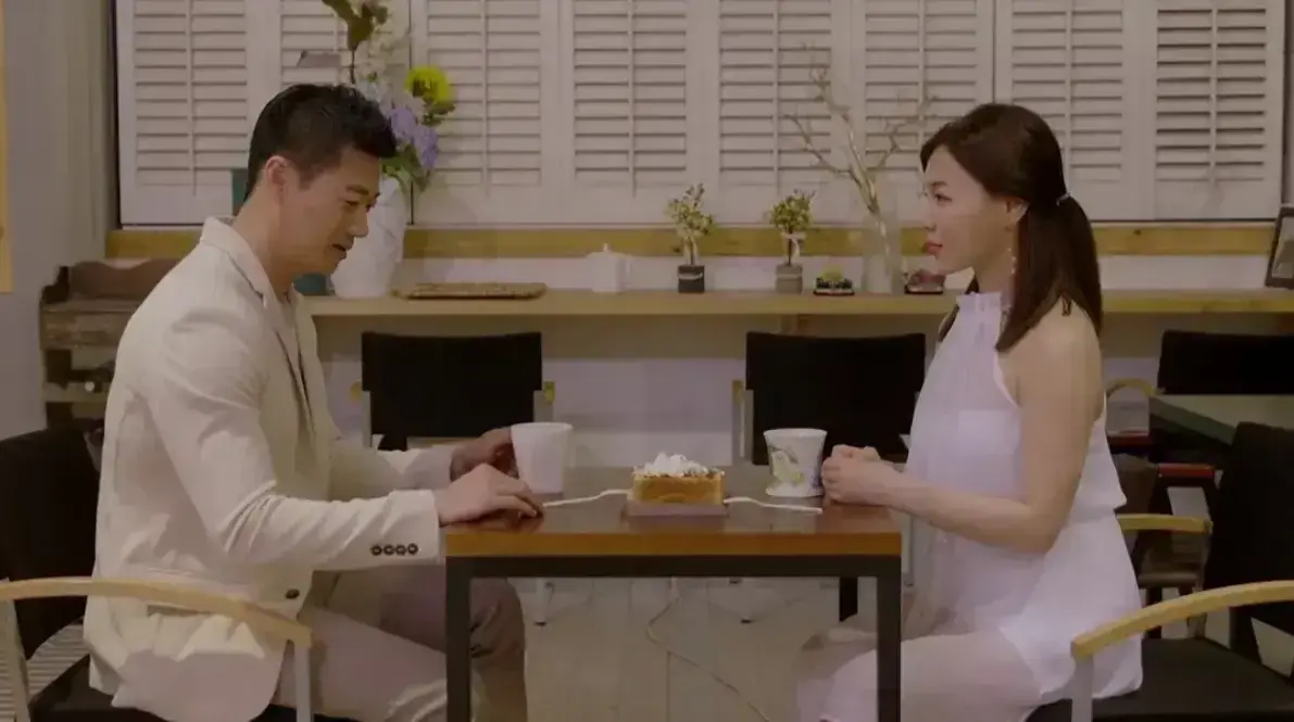 《邻居家妻子》韩国电影未删减1080P韩语中字-百度网盘夸克迅雷下载-我邻居的妻子高清资源-在线观看邻居家妻子无广告播放