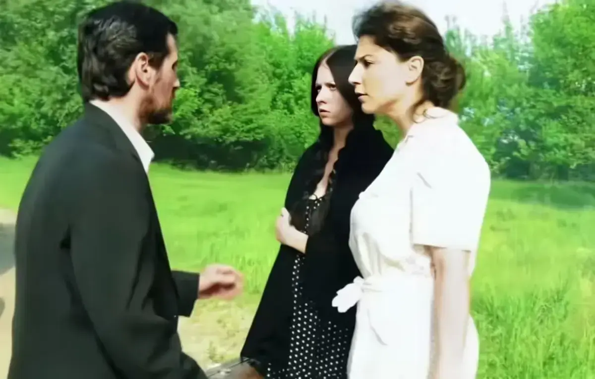 《烽火母女泪》三部曲全收录-Roberta Gemma主演未删减中文版-烽火母女泪高清完整版在线观看