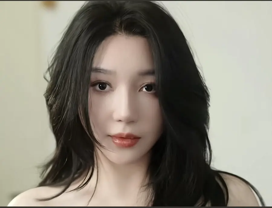 《三人行》Eily短剧无删减-教母eily三部曲免费下载-三人行Eily全部作品合集在线看-哔哩哔哩