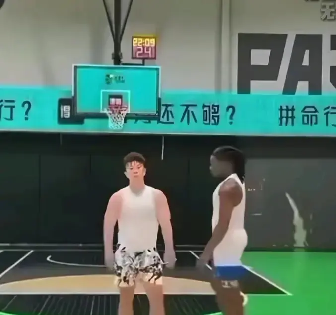 《牛教练的裤子》1080P高清无广告播放-说好打篮球黑哥却掏物理教材-牛教练的裤子全集资源在线观看《牛教练的裤子》免费看