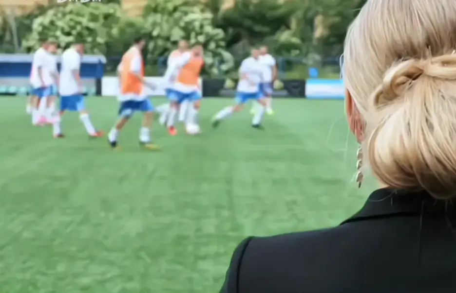 《足球队的女老板们》1080P高清完整版在线观看-足球女老板《Footballers'Moms》无删减免费播放-法国电影全集流畅观看